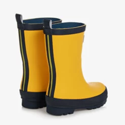 Hatley Yellow Rubber Rain Boots -Kids Fashion World hatley yellow rubber rain boots 186402 486fdb1544fd02324a44fcdd9276c6fb47a557a9